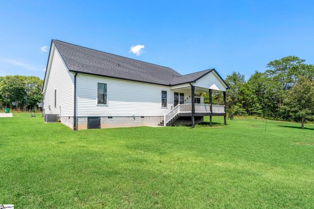 2991 Hwy 417, Woodruff, SC 29388