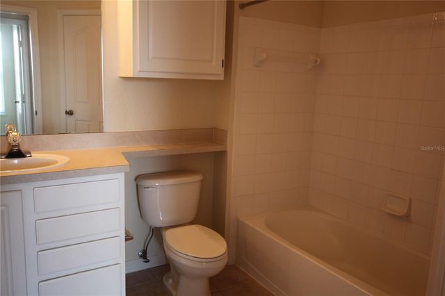 5703 LEGACY CRESCENT PLACE 304, Riverview, FL 33578