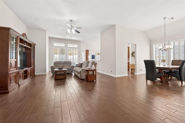 2719 Intrepid Trail, Rosenberg, TX 77471