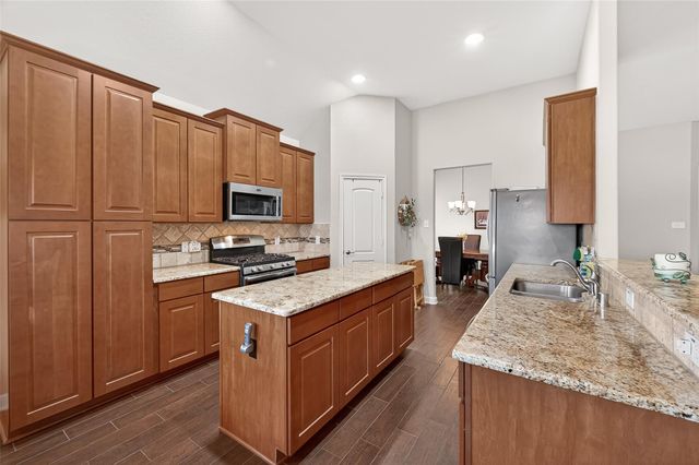 2719 Intrepid Trail, Rosenberg, TX 77471