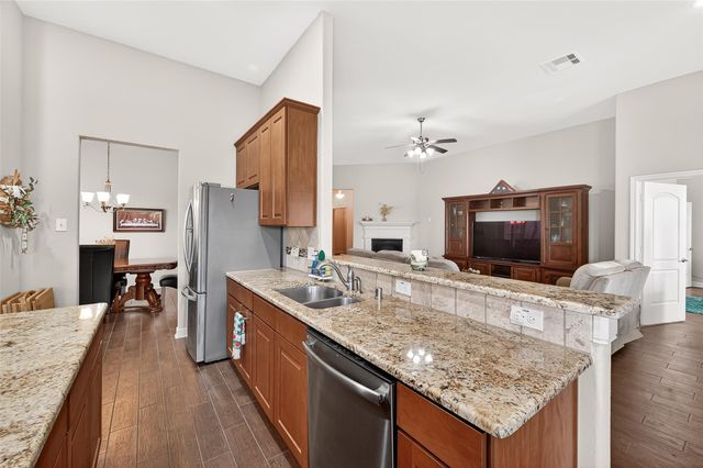 2719 Intrepid Trail, Rosenberg, TX 77471