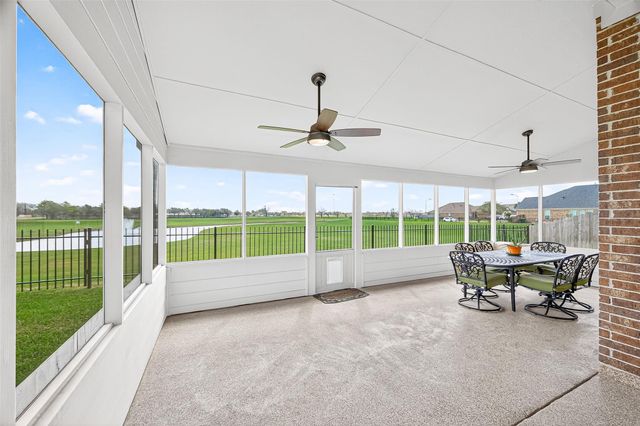 2719 Intrepid Trail, Rosenberg, TX 77471