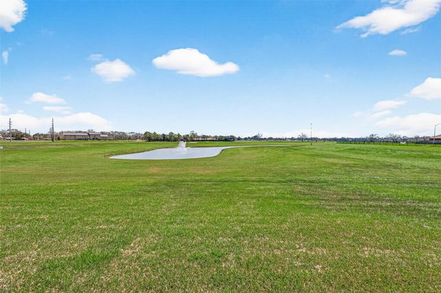 2719 Intrepid Trail, Rosenberg, TX 77471