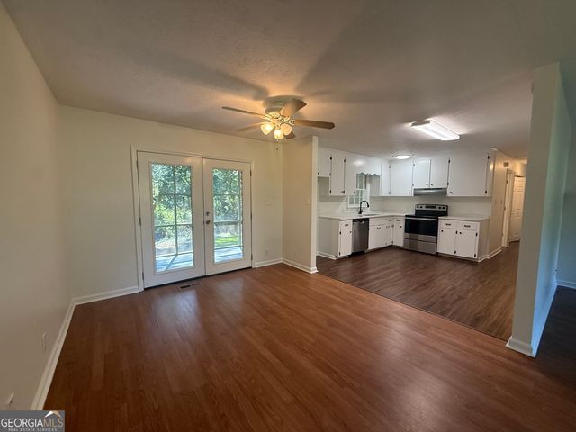 508 Merrill Lane, Lagrange, GA 30241