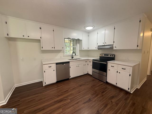 508 Merrill Lane, Lagrange, GA 30241