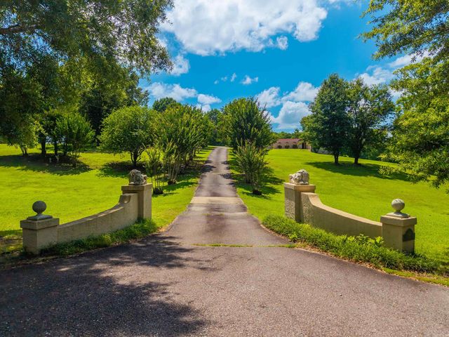 170 Sunshine Valley Place, Pearcy, AR 71964