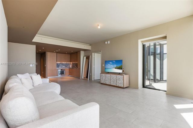 500 Alton Road 802, Miami Beach, FL 33139