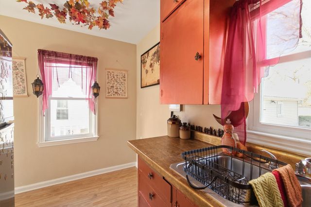 1332 55th Street, Des Moines, IA 50311