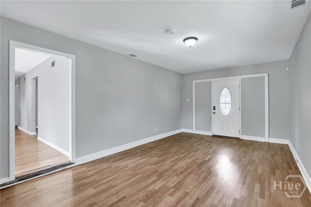 Image 14 of property listing at 503 Mimosa Place, Savannah, GA 31419