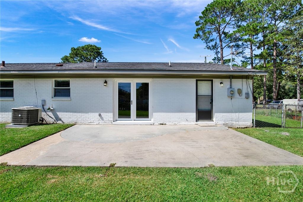Image 29 of property listing at 503 Mimosa Place, Savannah, GA 31419