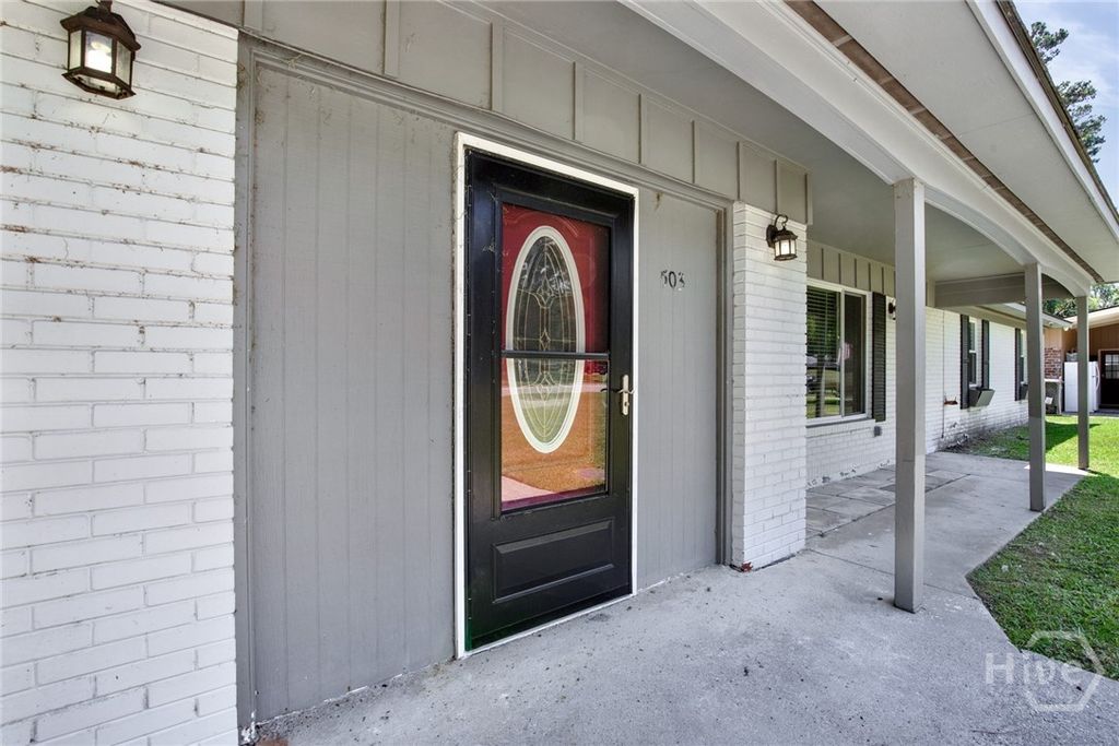 Image 3 of property listing at 503 Mimosa Place, Savannah, GA 31419