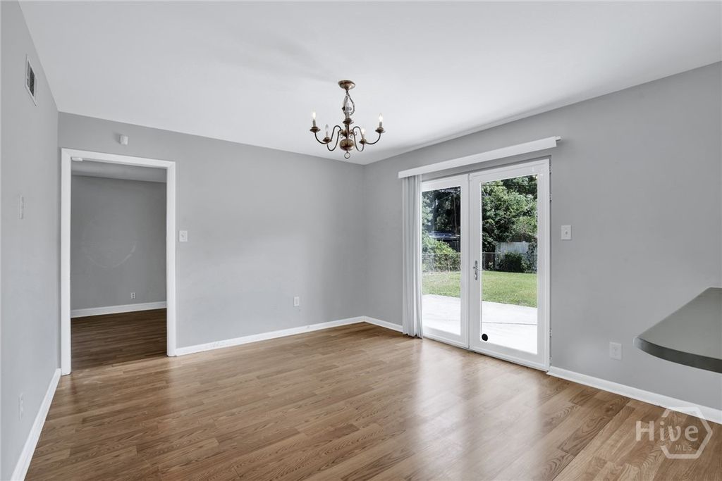 Image 8 of property listing at 503 Mimosa Place, Savannah, GA 31419