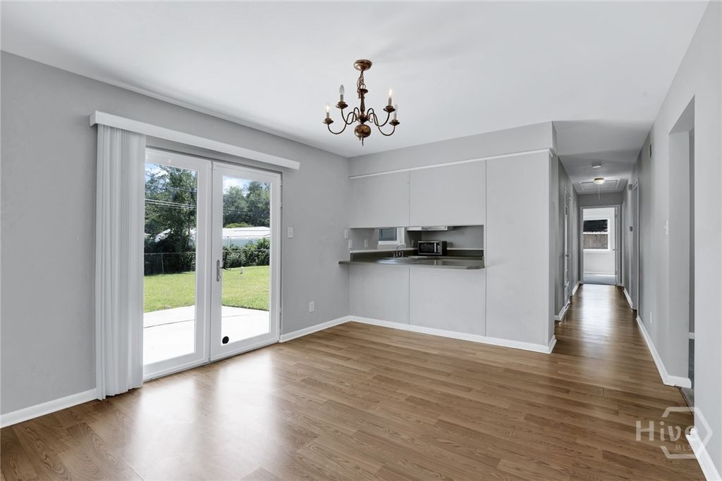 Image 9 of property listing at 503 Mimosa Place, Savannah, GA 31419
