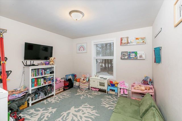 217 S Main Street, Seabrook, NH 03874