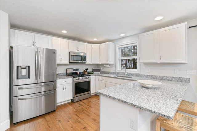 217 S Main Street, Seabrook, NH 03874