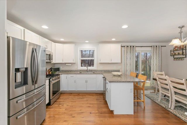 217 S Main Street, Seabrook, NH 03874