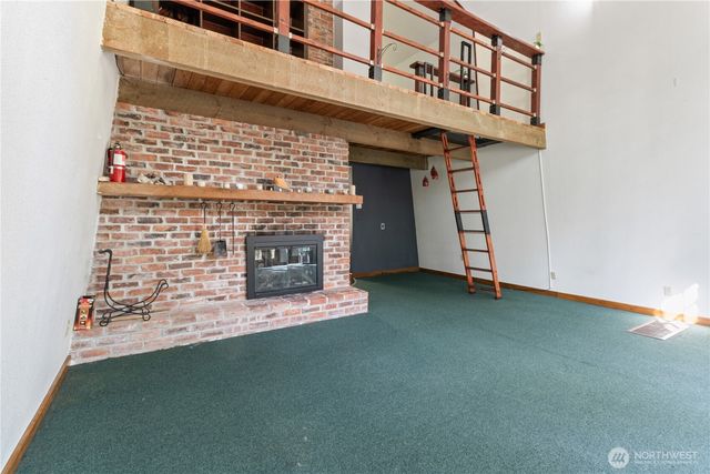 651 N Duckabush Drive W, Hoodsport, WA 98548