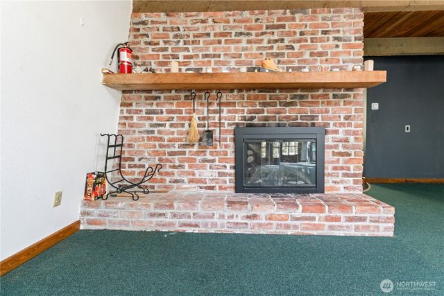 651 N Duckabush Drive W, Hoodsport, WA 98548