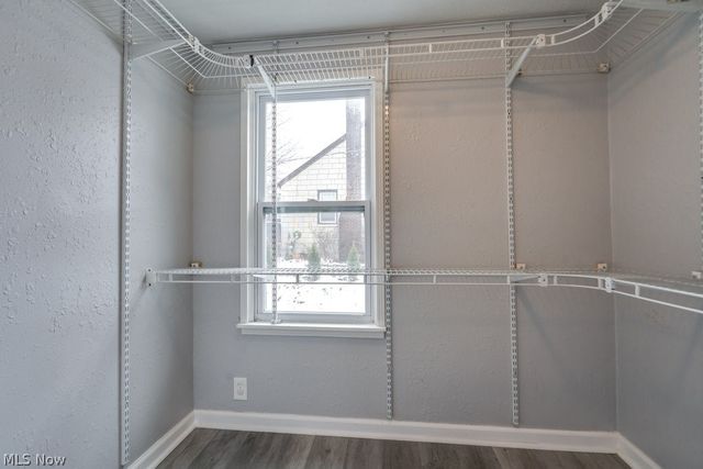 3949 Beck Avenue, Louisville, OH 44641