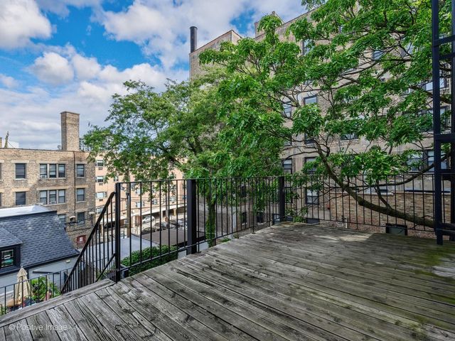 556 W Arlington Place 3, Chicago, IL 60614