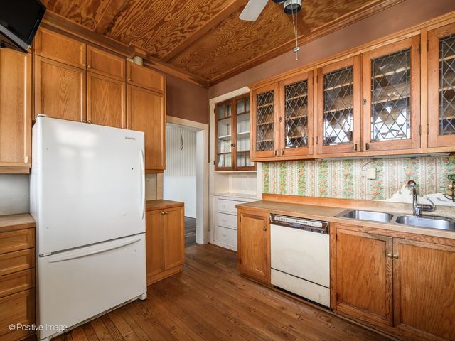 556 W Arlington Place 3, Chicago, IL 60614