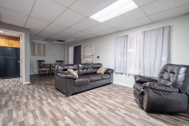 75 Buie Rd, Summertown, TN 38483