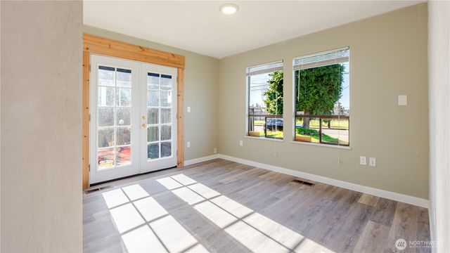 8401 S Park Avenue, Tacoma, WA 98444