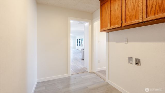 8401 S Park Avenue, Tacoma, WA 98444