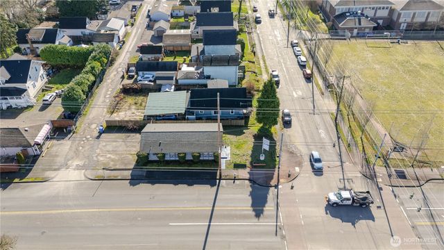 8401 S Park Avenue, Tacoma, WA 98444