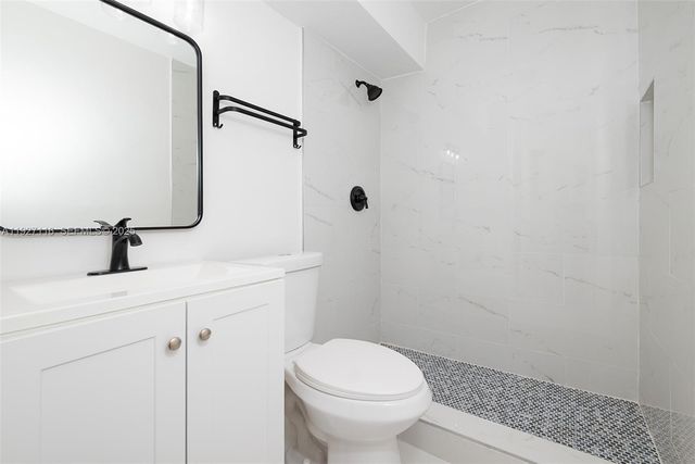 3017 NW 2nd St, Pompano Beach, FL 33069