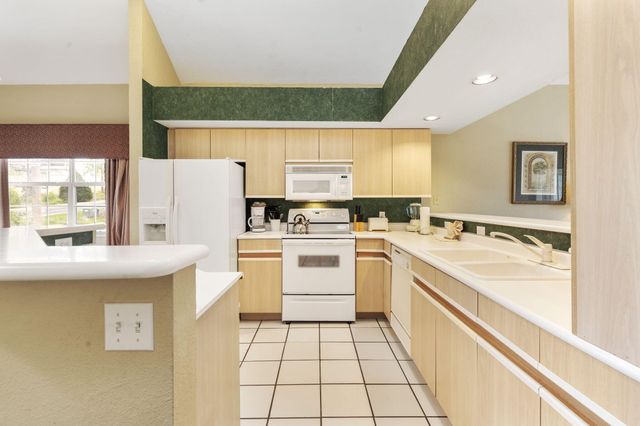 2800 Green Mountain Drive 131, Branson, MO 65616