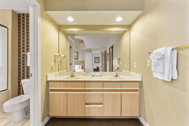 2800 Green Mountain Drive 131, Branson, MO 65616