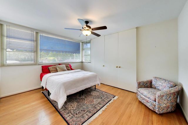 7059 N OLCOTT Avenue, Chicago, IL 60631