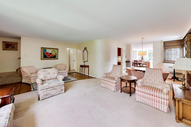 7059 N OLCOTT Avenue, Chicago, IL 60631