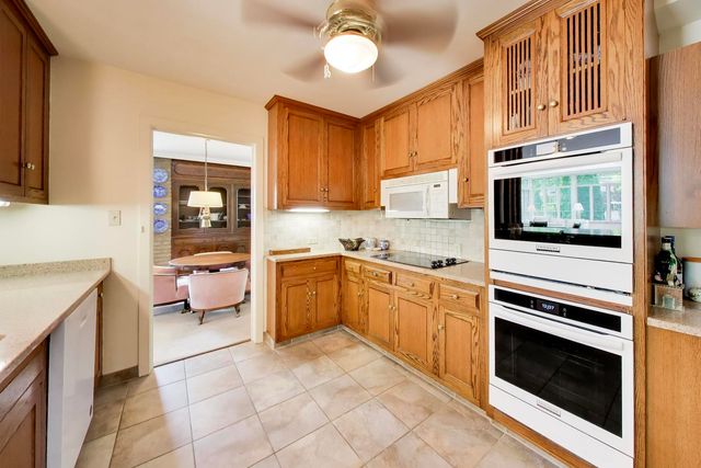 7059 N OLCOTT Avenue, Chicago, IL 60631