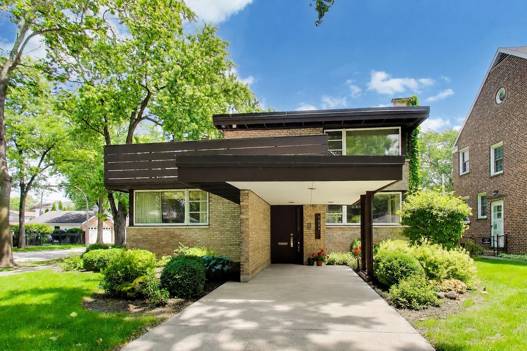 7059 N OLCOTT Avenue, Chicago, IL 60631