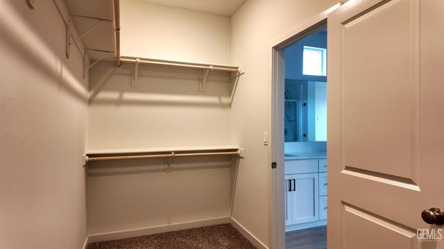 10905 Tatuk Way, Bakersfield, CA 93311