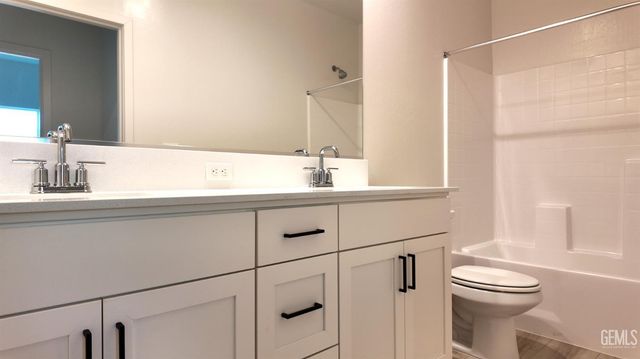 10905 Tatuk Way, Bakersfield, CA 93311