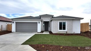 10905 Tatuk Way, Bakersfield, CA 93311