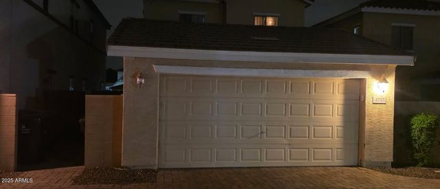 4717 E REDFIELD Road, Gilbert, AZ 85234