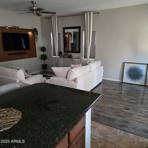 4717 E REDFIELD Road, Gilbert, AZ 85234