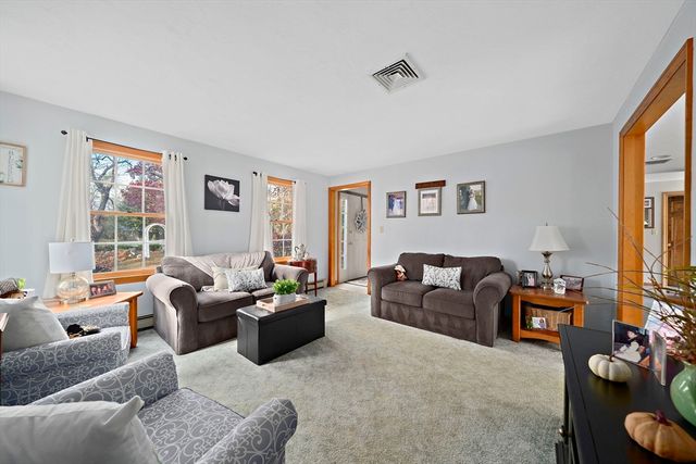 33 Tavern Way, Hanson, MA 02341