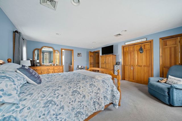 33 Tavern Way, Hanson, MA 02341