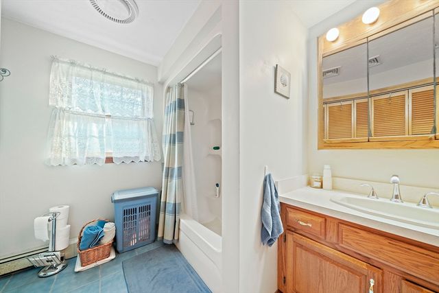 33 Tavern Way, Hanson, MA 02341