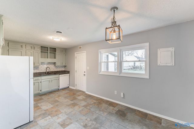 3807 Melody Road NE, Huntsville, AL 35811