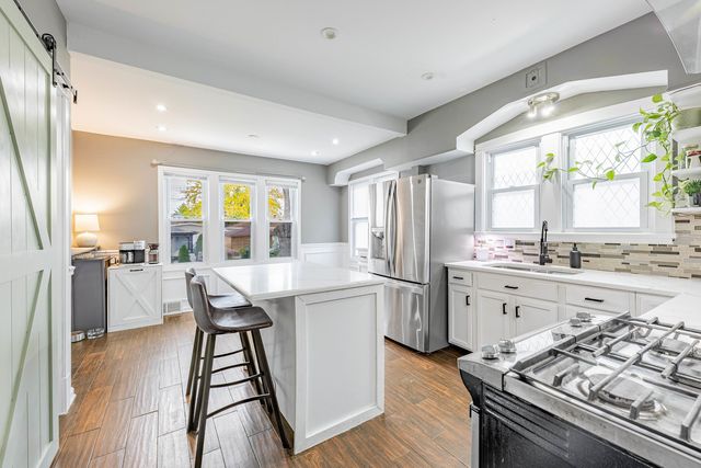 4031 Clinton Avenue, Stickney, IL 60402