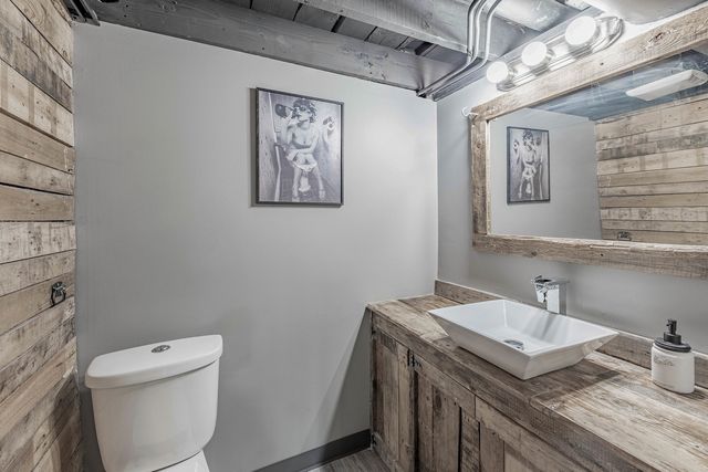 4031 Clinton Avenue, Stickney, IL 60402