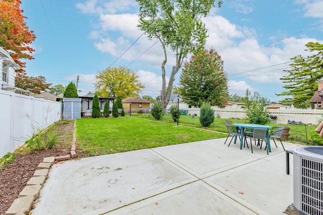 4031 Clinton Avenue, Stickney, IL 60402