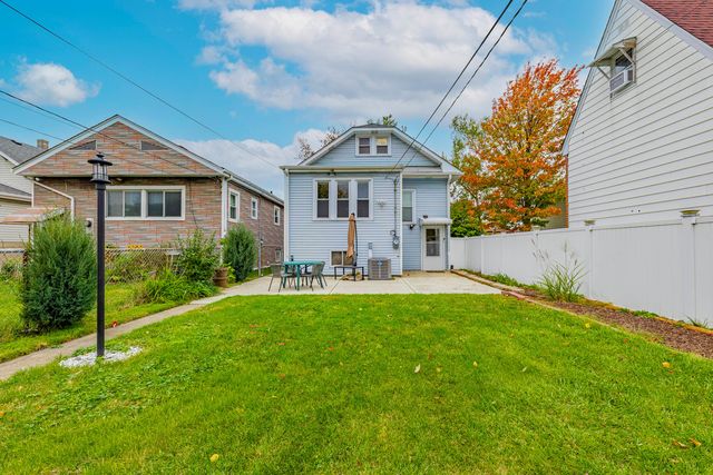 4031 Clinton Avenue, Stickney, IL 60402