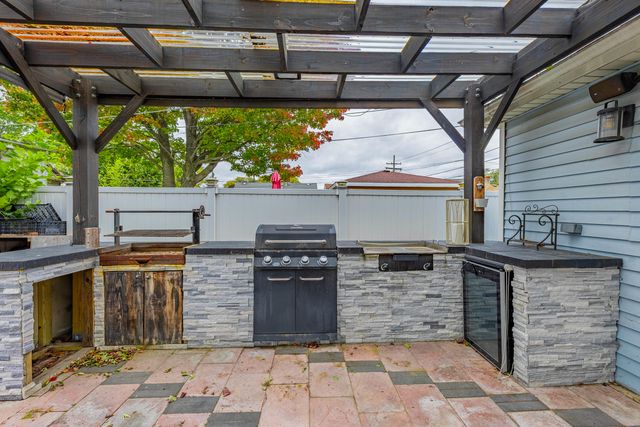 4031 Clinton Avenue, Stickney, IL 60402